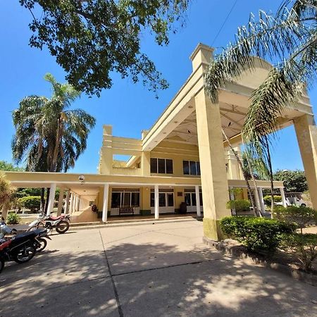 Hotel Portico Norte Tartagal Exterior foto